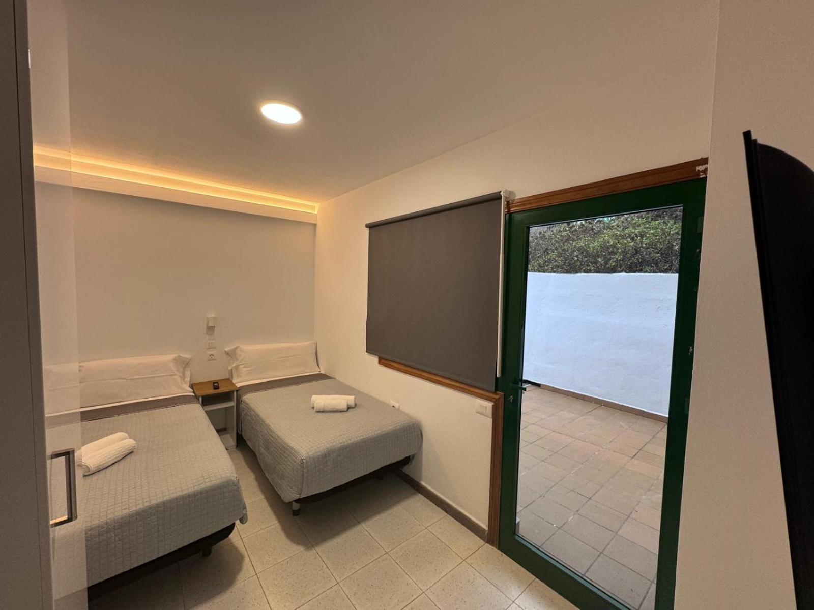 Vivienda En El Centro De La Isla 2Hab Con Terraza Apartment Valverde  Ngoại thất bức ảnh